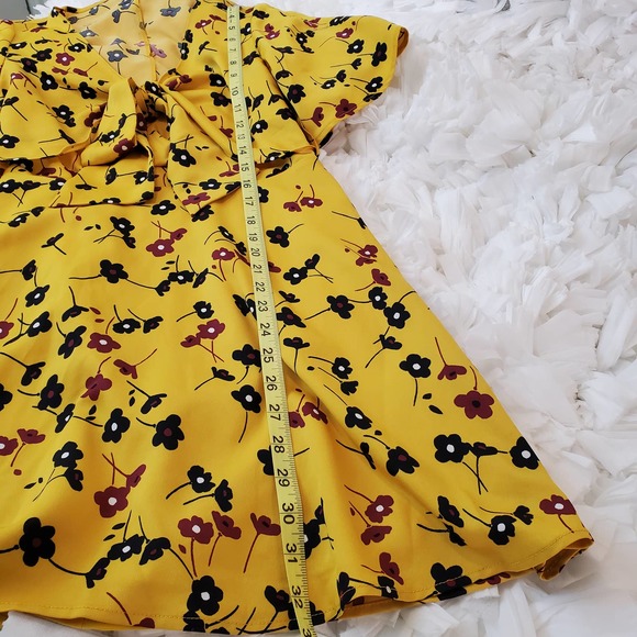 BCBGENERATION | FLORAL TIE FRONT OPEN BACK  MUSTARD DRESS WOMEN'S SIZE S… - Picture 15 of 17